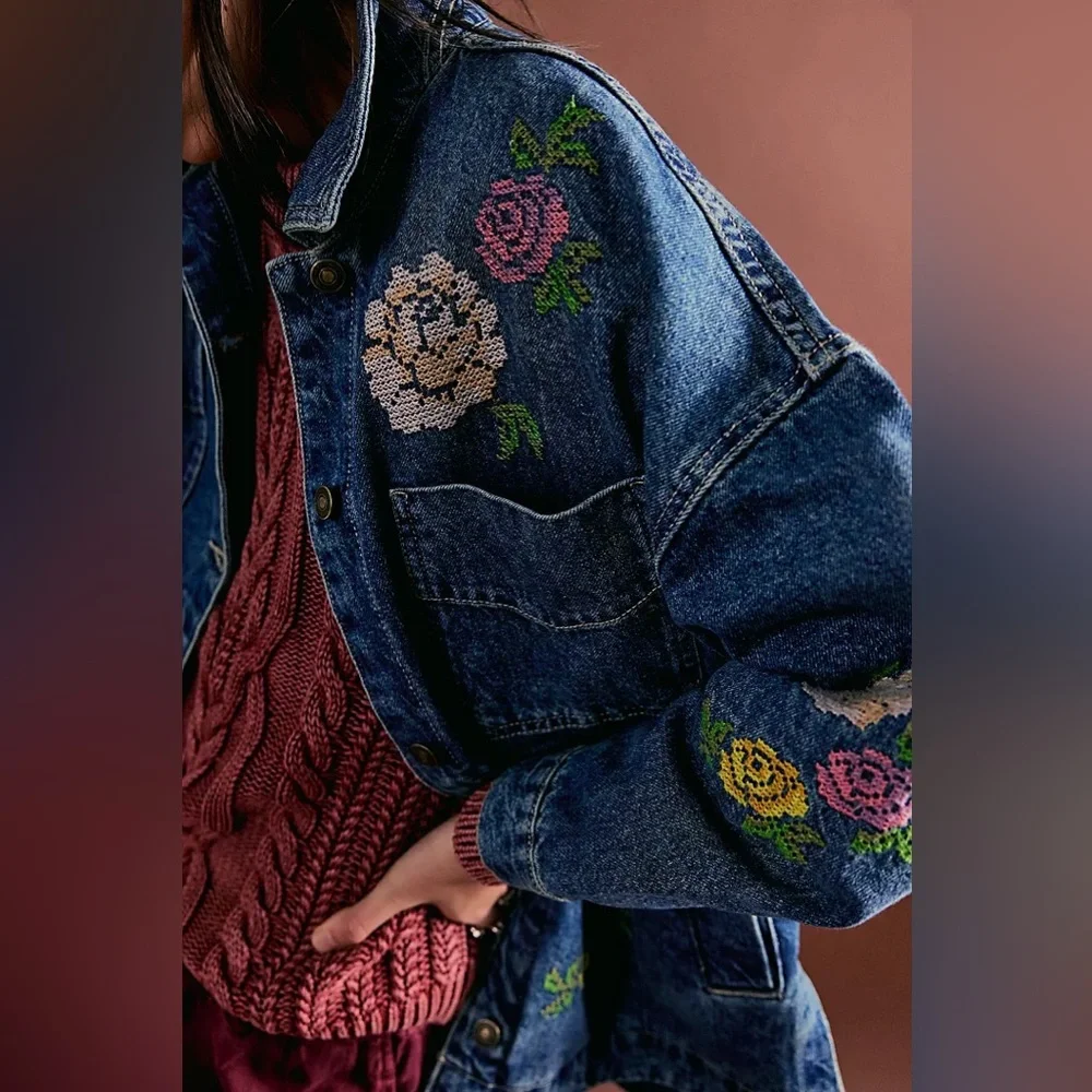 New Free People We The Free Madison City Embroidered Denim Jacket Chore Coat XS - Picture 5 of 11